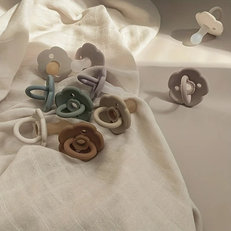 1/3 PCS Baby Pacifier Super Soft, 0 to 3 Months Old, 6 Months and Above, One Year Old, Sedative Devic