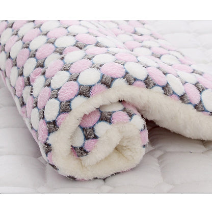Tapete para animais de estimação de flanela macia cama de cachorro inverno engrossar cobertor quente para cães e gatos filhote de cachorro dormir capa toalha almofada para cães pequenos médios grandes