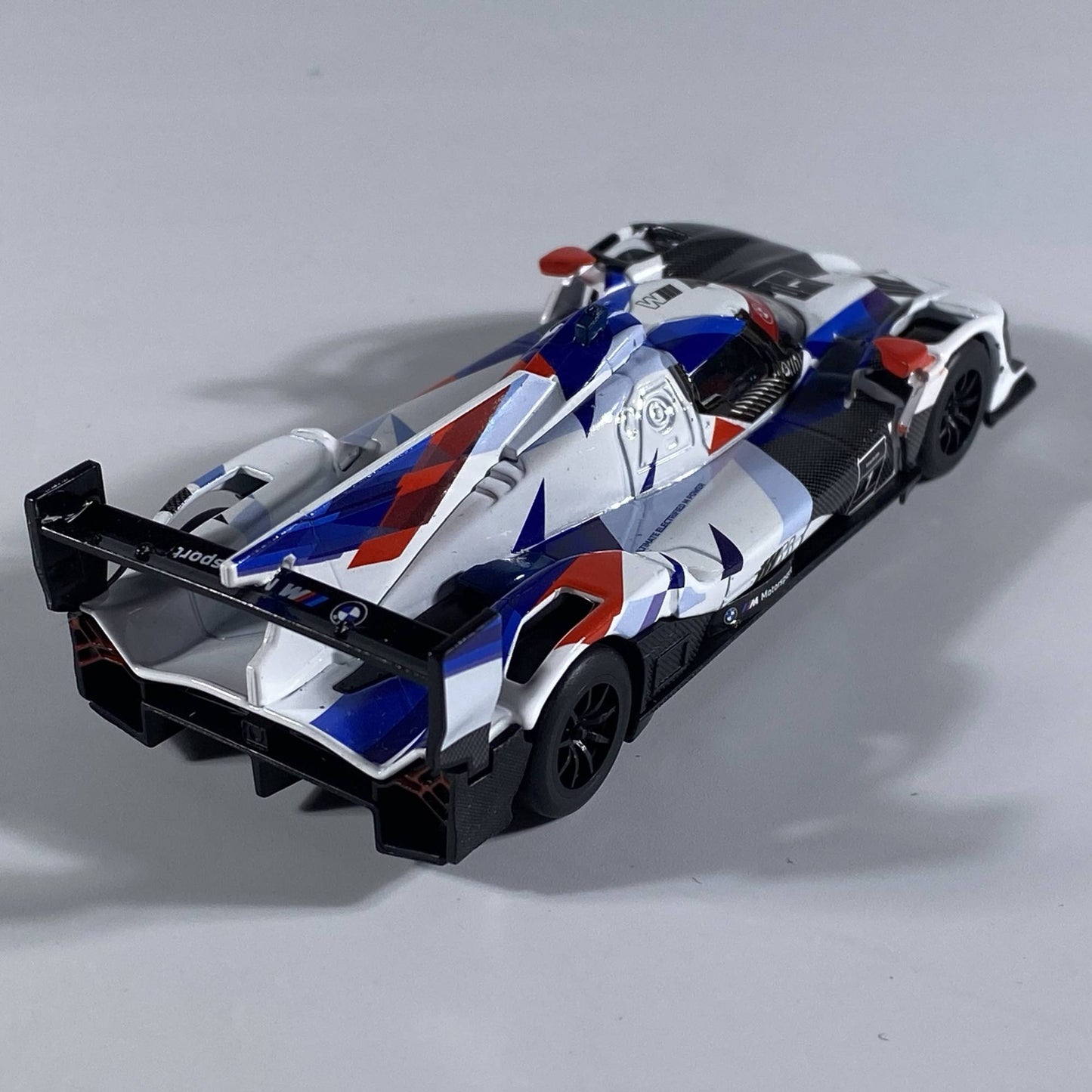 1:45 BMW M Hybrid V8 Super Racing Alloy Diecast Model Car Miniature Vehicle Classic Simulation Collection Decoration Holiday Boy