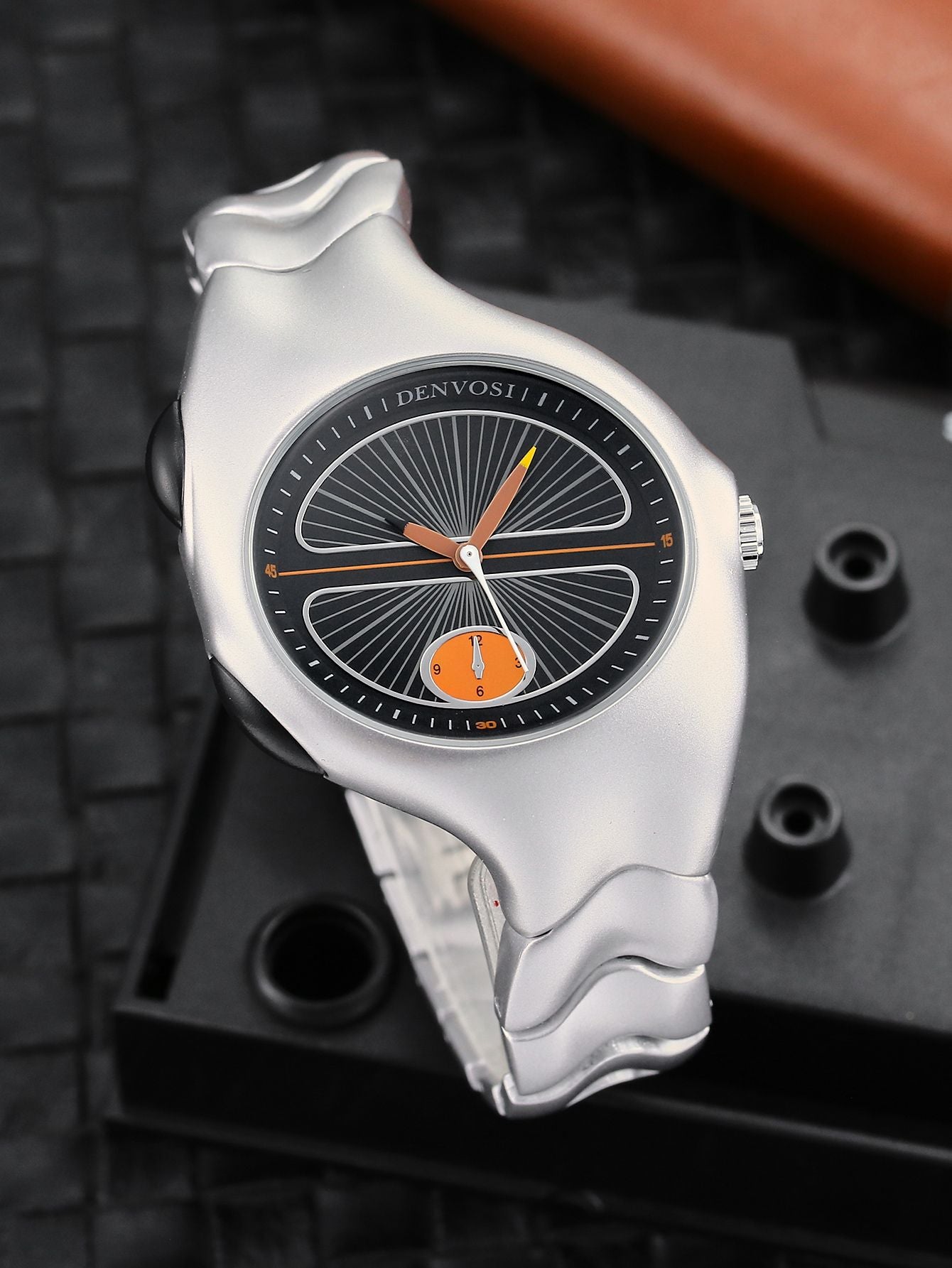 Alien Twist Original Watch Distorted Y2K Watch Men quartz watch Fashion Trendy Retro Watch  Sports Niche Personality Design