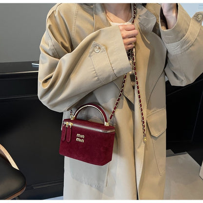 2025 Light Luxury Designer Retro Box Bag Female Korean Version of The Texture One-shoulder Messenger Mini Earphone Lipstick Bag