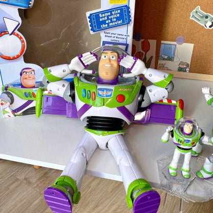 Toy Story Buzz Lightyear Modelo Brinquedos Pixar Robô Elétrico Andando Boneca Action Figure Brinquedo Presente De Aniversário Brinquedos Modelo Para Crianças