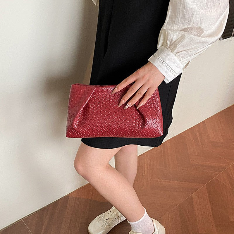 Large Capacity Shoulder Bag New Fashion Popular Woven Commuter Simple Clutch Bags Retro Evening Phone Pocket