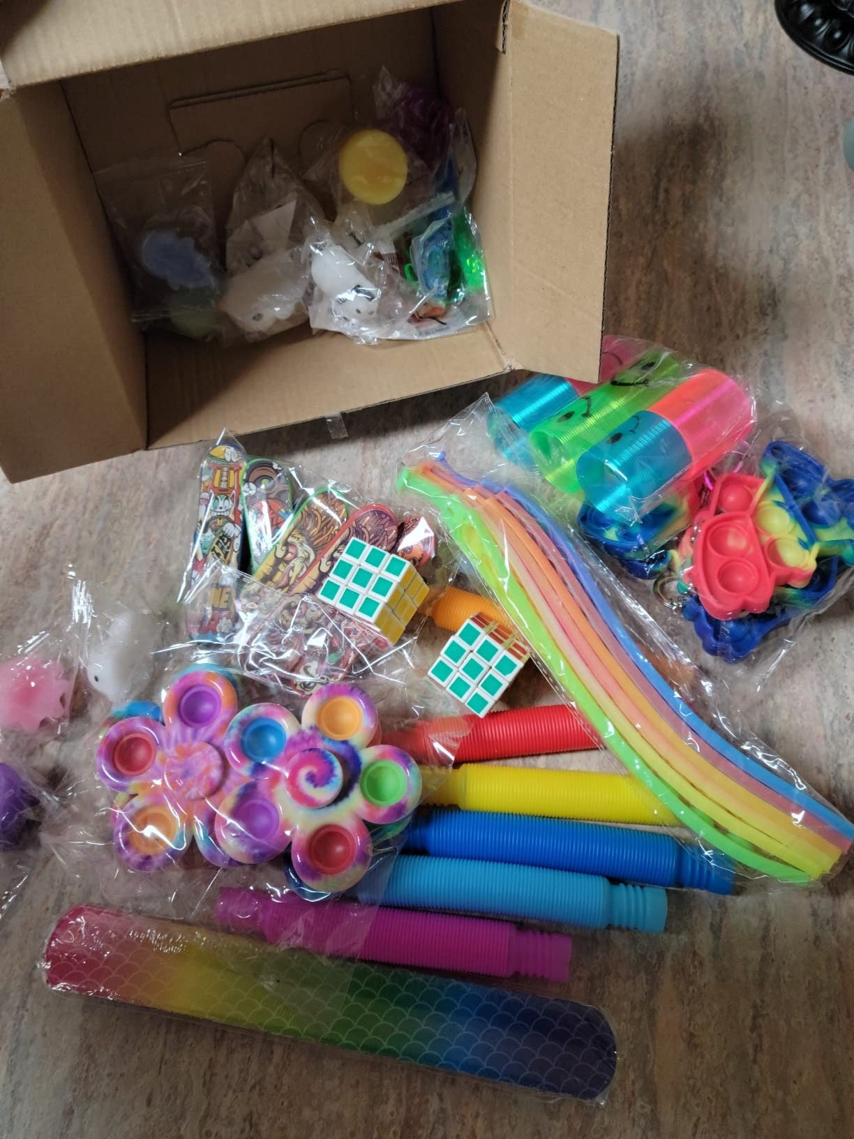 Joyfy 60 Pack Party GiftsFidget Toys Adults Party Favors Autism Sensory Treasure Box Toys Classroom Prizes Stress Relief Gifts