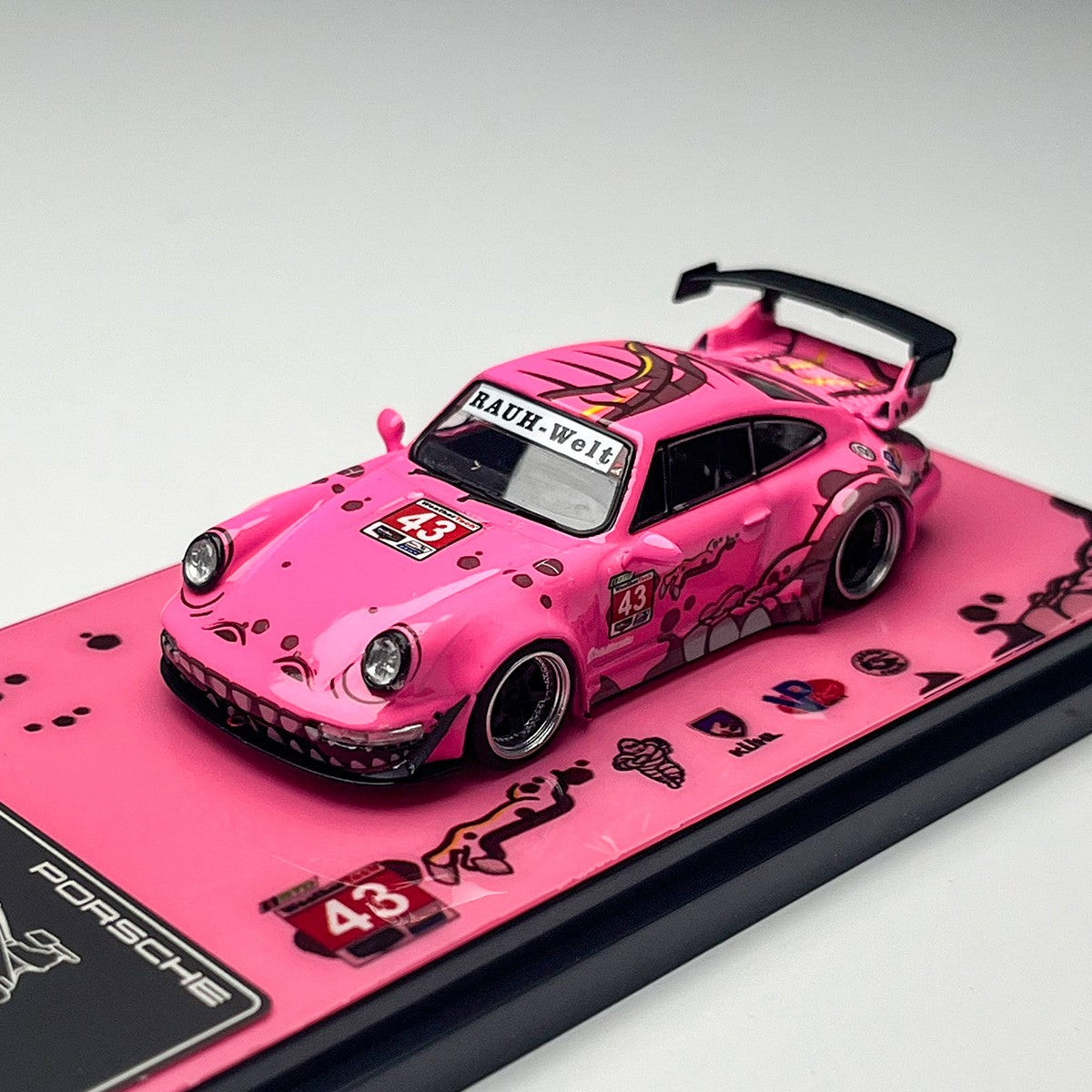 In-Stock Flame 1:64 Rwb 993 964 Pink/Green Dinosaur Paint Simulation Alloy Miniature Die-Cast Car Model Custom Children Toy Gift