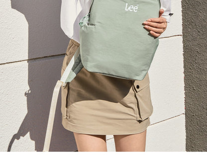 Mochila Feminina LEE Leve Casual para Viagem, Simples, Impermeável, para Deslocamento, Mochila para Notebook, Bolsa Escolar para Estudante Universitária