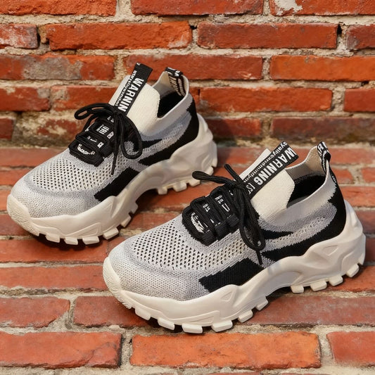 2026 New Women's Dad shoes Breathable Me Running shoes Faionable Casual Sports Sneakers Flat Bot round Toe Plastic Sole