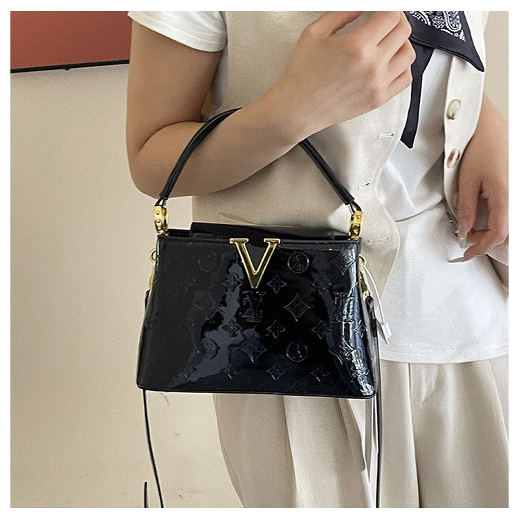 Luxury 2025 Patent Leather Bucket Bag for Women Large Capacity Tote Work Commuter Bag Chic Shoulder Crossbody Purse