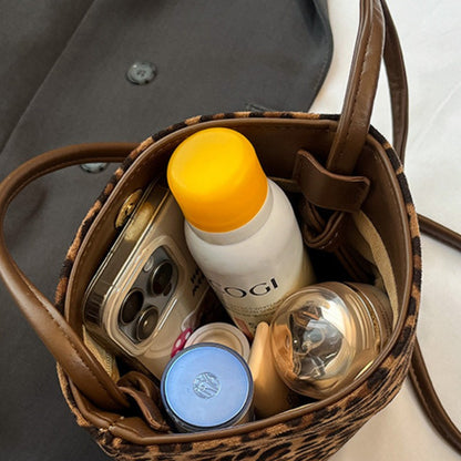 Design PU Suede Leopard Shoulder Bags for Women 2025 New Winter Crossbody Bag Females ?Luxury Handbags and Purses Bucket