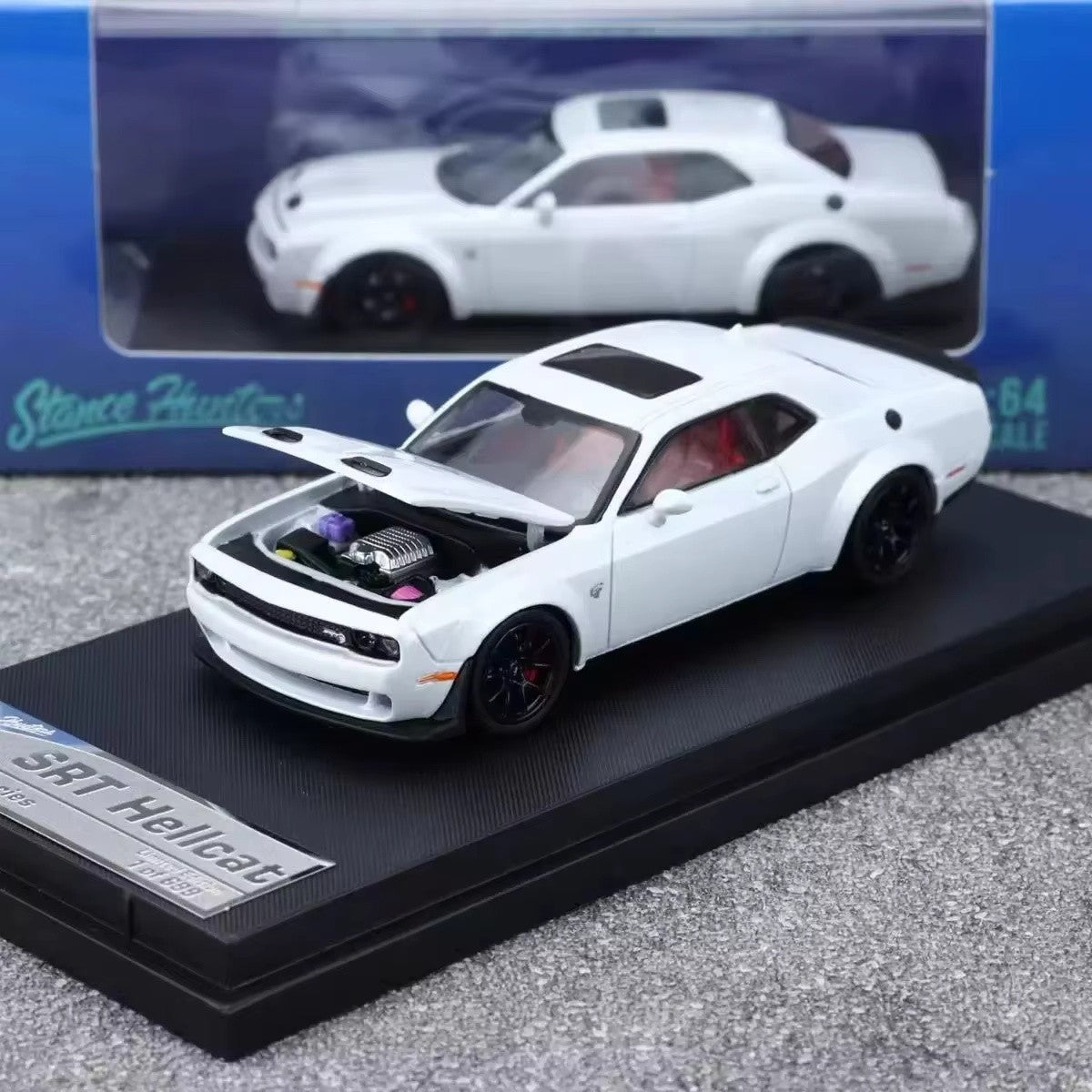 Novo Dodge Challenger Srt Hellcat Carro De Brinquedo Miniatura 1:64 Simulação Liga Abre Capô Presente Para Crianças