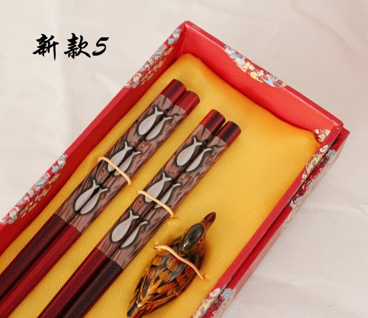 Hashis de madeira 2 pares com descanso características chinesas China Affairs apresenta melhor presente pauzinhos lembrança