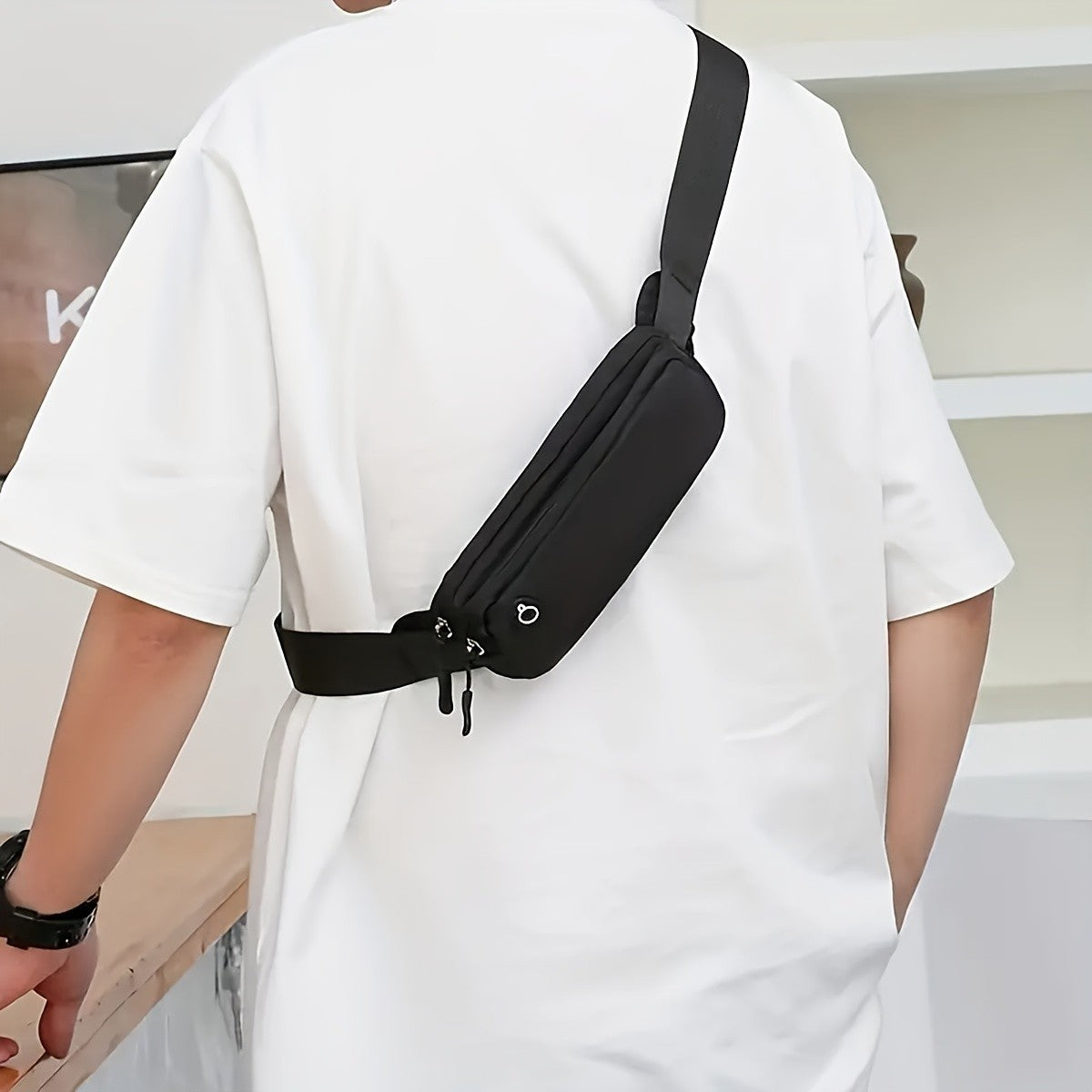 Ultra-thin fashion nylon crossbody bag Lightweight commuter fitness running sports portable waterproof crossbody bag a package