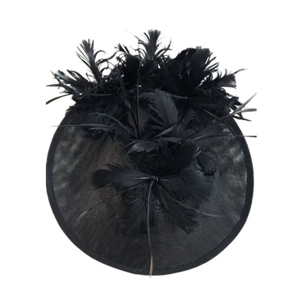 Bonés Cinzentos Millinery Com Acessórios de Tiara Imitação Sinamay Chapéu Derby de Coquetel Feminino Fascinadores de Cabelo de Noiva com Pena Chique