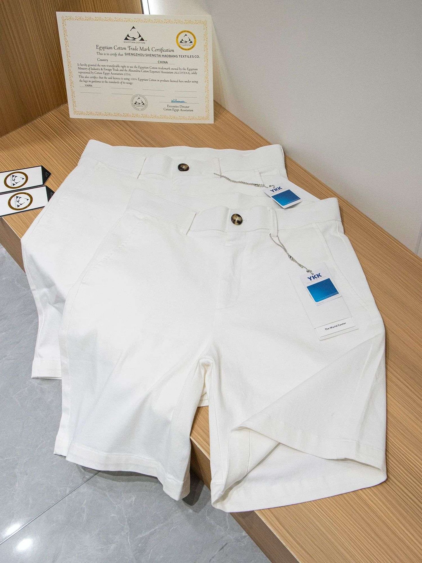 BC Elastic, comfortable and breathable summer men's versatile casual loose white shorts