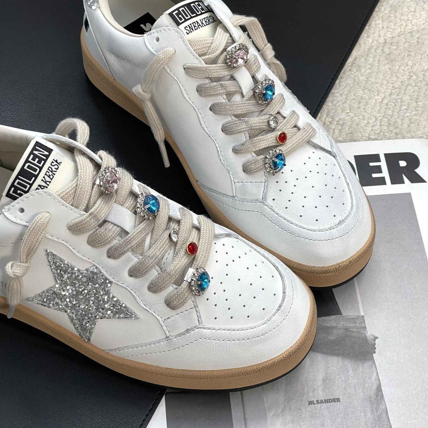 Sapatilhas de Couro Casual de Porco com Estrela Patchwork Cores Esfregadas Estilo Colegial Feminino Branco Antigo