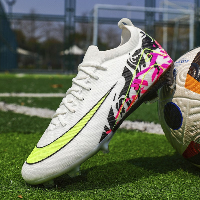 New Men Football Boots Training Long Spikes Soccer Shoes Sneakers Original  Drop Shipping Futsal Cleats Match Ultralight Indoor