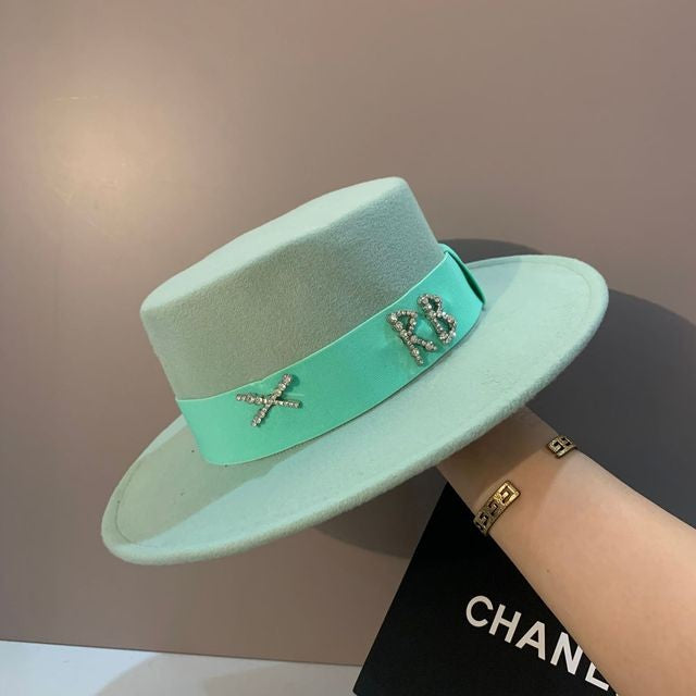 2022 new oversized edge flat top hat retro French felt hat outdoor sun hat women's big-brimmed fedora hat