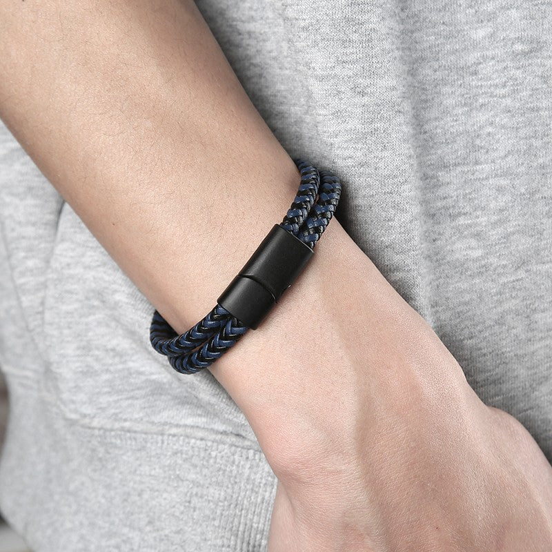 Novos Braceletes e Pulseiras de Couro Genuíno 2025 para Homens e Mulheres Pulseira de Couro de Camada Dupla Joias Artesanais Masculinas Pulseras