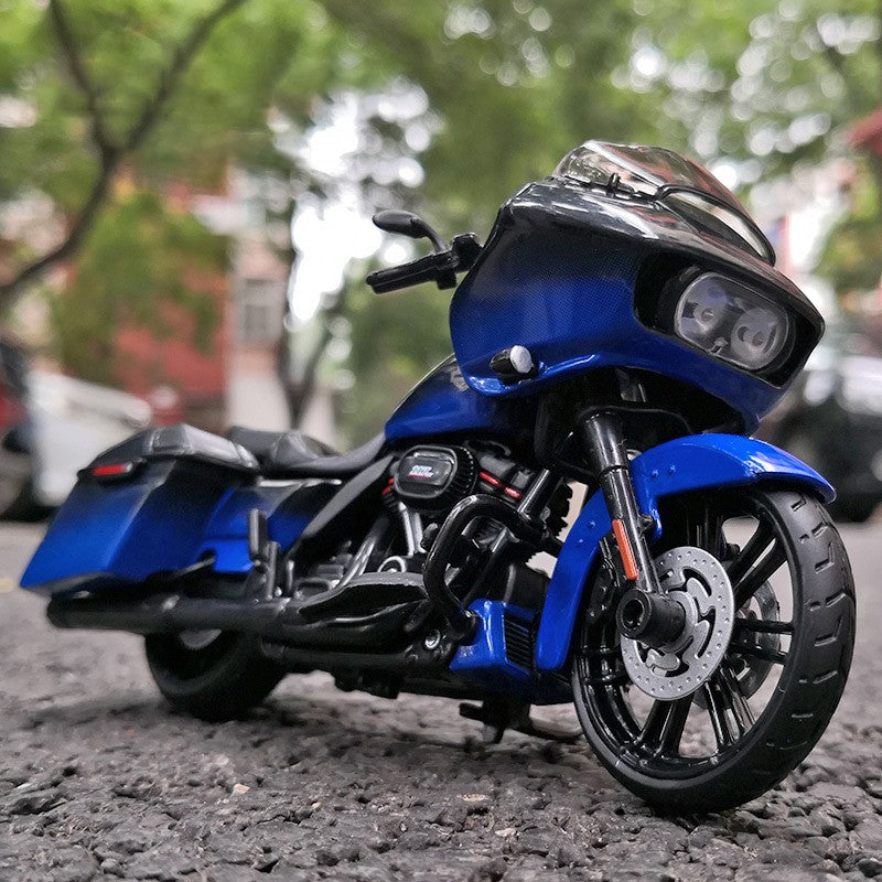 Maisto 1/18 Harley Davidson 2018 CVO Road Glide Modelo de Motocicleta Coleção de Veículos de Brinquedo Amortecedor Off Road Carro de Brinquedo