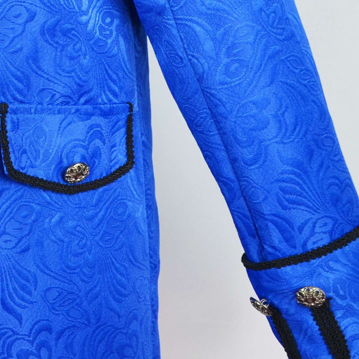 Men's Medieval Style Windbreaker Coat Vintage Lapel Jacquard Medium Length Trench Coat Halloween Party Costume Retro Outerwear