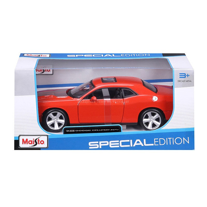 Maisto 1:24 2008 Dodge Challenger simulation alloy car model crafts decoration collection toy tools gift