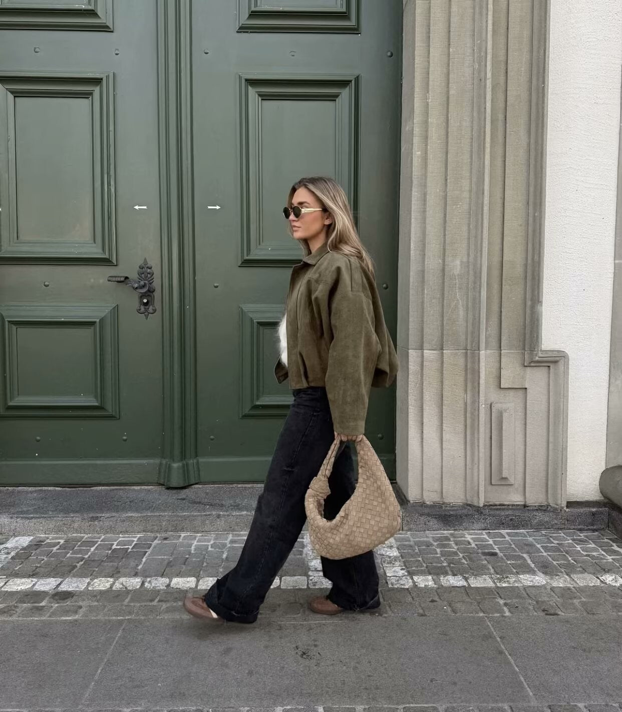 Women's Jacket Fall 2025 New Solid Color Long-Sleeved Faux Suede Loose Bomber Jacket Casual Fashion Personality Versatile