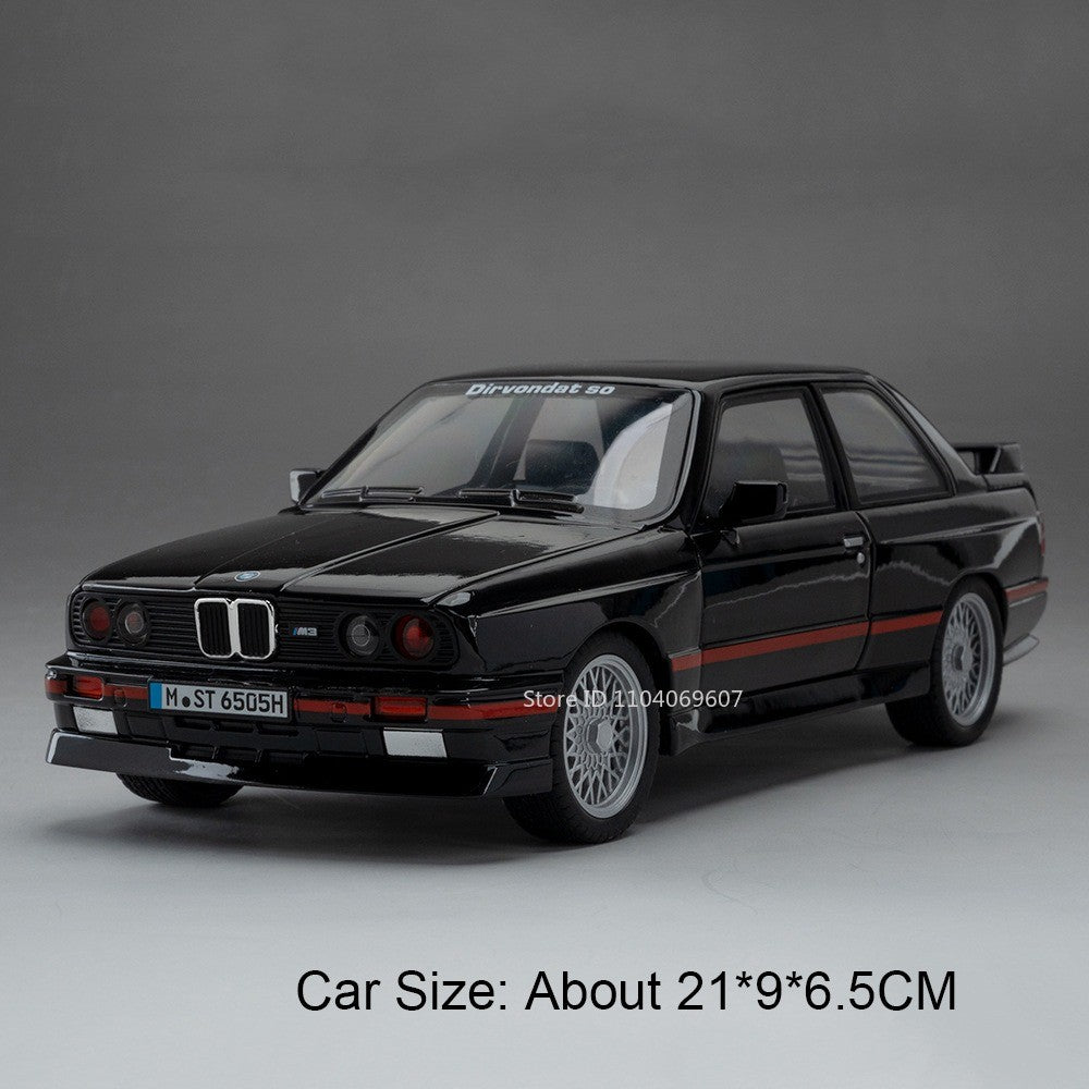 1:24 M3 Modelo Miniatura Carros de Brinquedo Liga Fundido Som Luz Porta Aberta Puxar Para Trás Absorção de Choque Modelos de Enfeite para Presentes Infantis