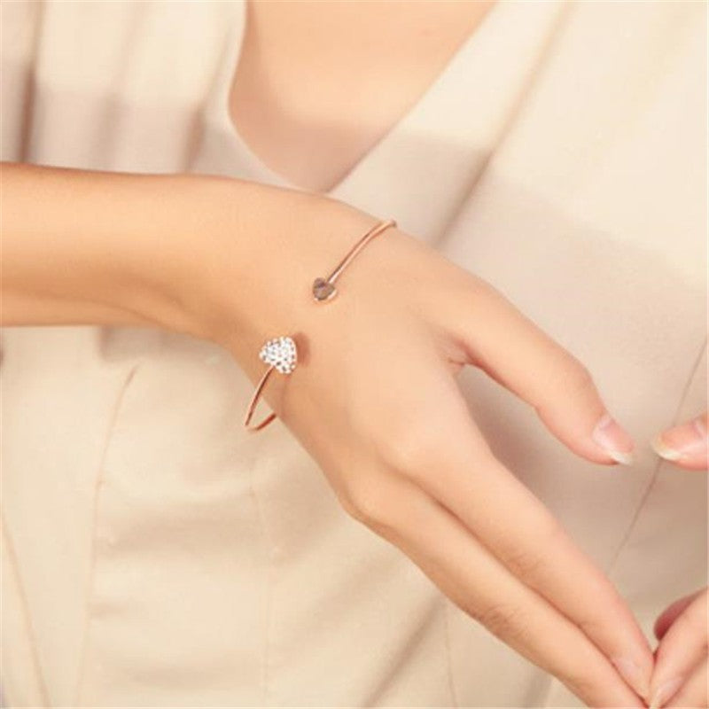 Pulseira Bracelete Aberto Ajustável com Laço de Coração Duplo de Cristal para Mulheres Joias Presente de Ano Novo 2026 Mujer Pulseras