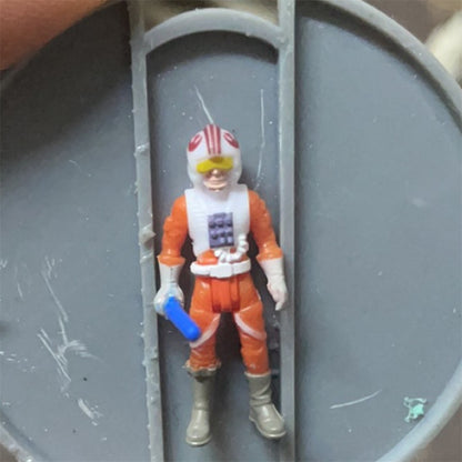 Hasbro Star Wars Série 1/72 Aayla Secura R2-D2 Boba Fett Darth Vader Produtos Genuínos a Granel com Defeitos Boneco de Ação