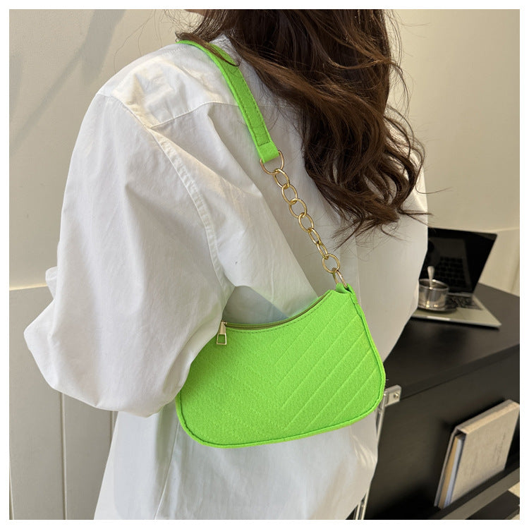 Mini Shoulder Bags for Women Fashion Felt Women's Bag Design Advanced Underarm Handbags Beautiful Purses Crescent SaddleBag 2024