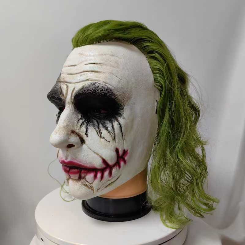 2025 The Dark Knight Joker Cosplay Mask Green Hair Halloween Party Unisex Adult One Size Latex Mask Clown Bat Knight