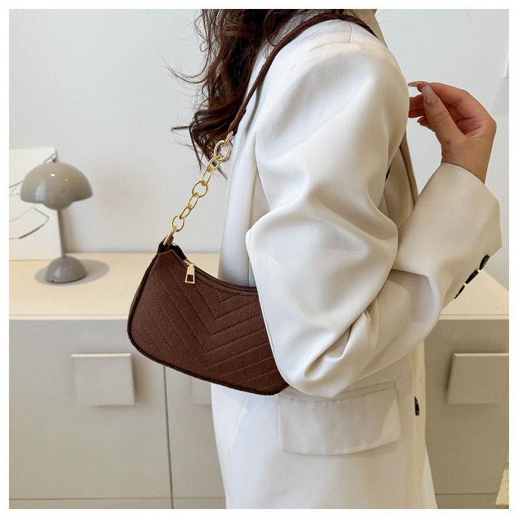 Mini Shoulder Bags for Women Fashion Felt Women's Bag Design Advanced Underarm Handbags Beautiful Purses Crescent SaddleBag 2024