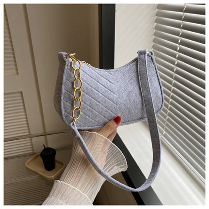 Mini Shoulder Bags for Women Fashion Felt Women's Bag Design Advanced Underarm Handbags Beautiful Purses Crescent SaddleBag 2024