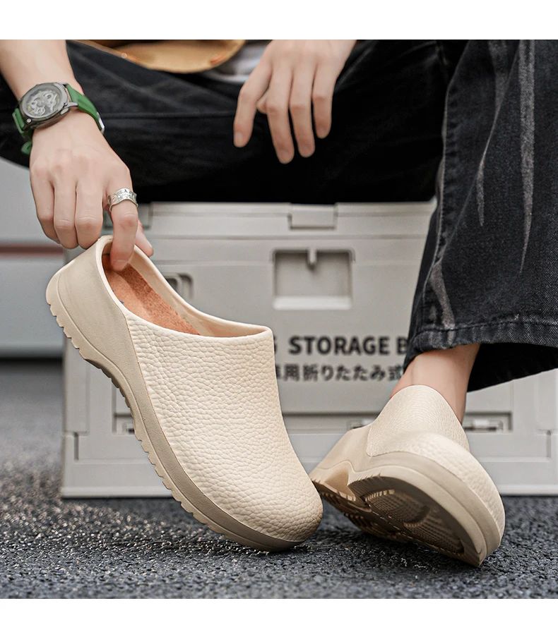 Kitchen Non-slip Oil-resistant Chef‘s Shoes Men's Waterproof Casual Flat Shoes Women's Slippers Couple Plus Size EVA Shoes