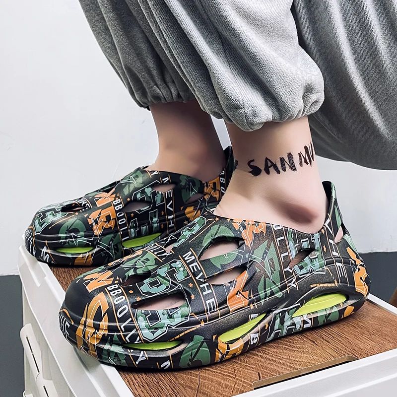 Clogs Men Waterproof Non-Slip Home Winter Warm Men Slippers Non-slips Ladies Soft Slippers Memory Foam Couples Shoes