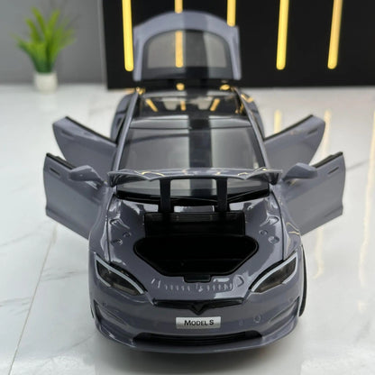 1:24 Tesla Model S Miniatures Simulation Alloy Metal Diecast Model Car Sound & Light car Toys for Kids Gifts for Boyfriend C270