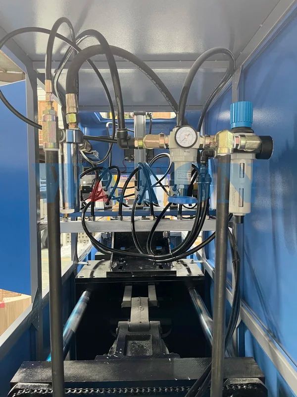 Water bottle 19 liter making machine popular widely used 5 gallon pet bottle blowing machine Blow Molding Machine