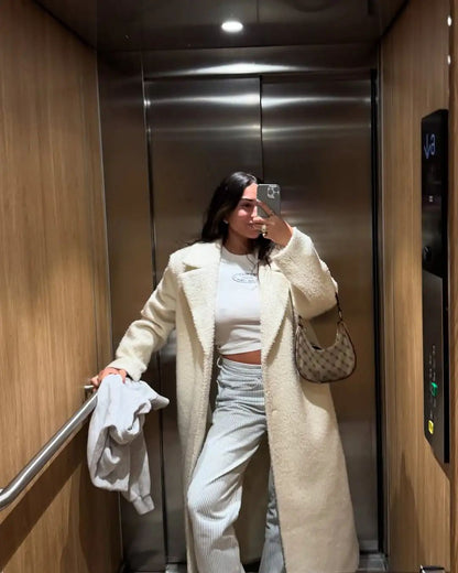 Elegant White Lapel Woolen Long Coat Women Fashion Full Sleeve Single-breasted Warm Loose Coats Lady Winter Commute Street Wear