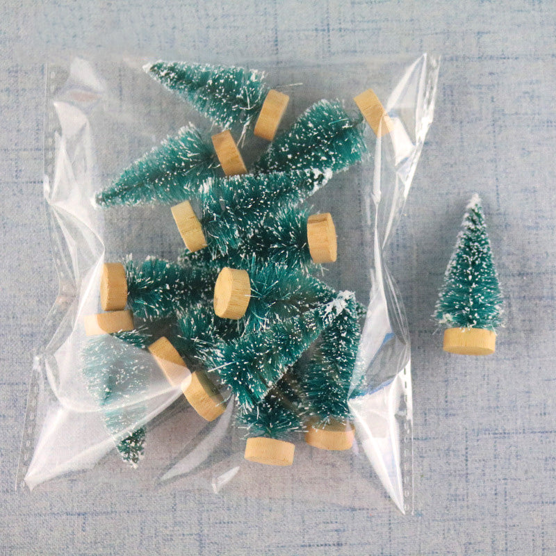 12Pcs Mini Christmas Tree DIY Ornament Artificial Pine Sisal Snow Landscape Xmas Trees Decoration Tabletop Navidad Decor Gifts