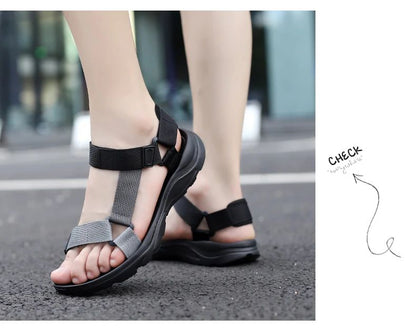 Men Sandals Non-slip Summer Flip Flops High Quality Outdoor Beach Slippers Casual Shoes Cheap Men's shoes Water Shoes 9072