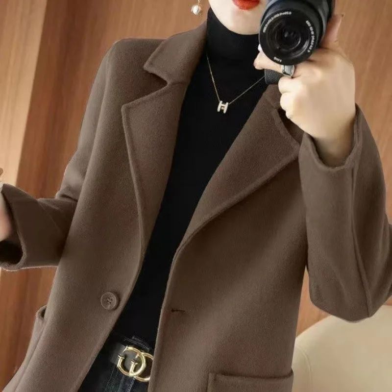 Ladies' Fashionable Woolen Coat Autumn Winter High End Medium Length Leisure Style Woolen Outerwear Pure Color Full Sleeve