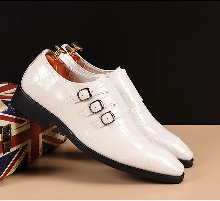 Slip on Dress Shoes Men Oxfords Fashion Business Office Men's Shoes Classic Luxury Leather Male Suits Shoes Italian Wedding Shoe