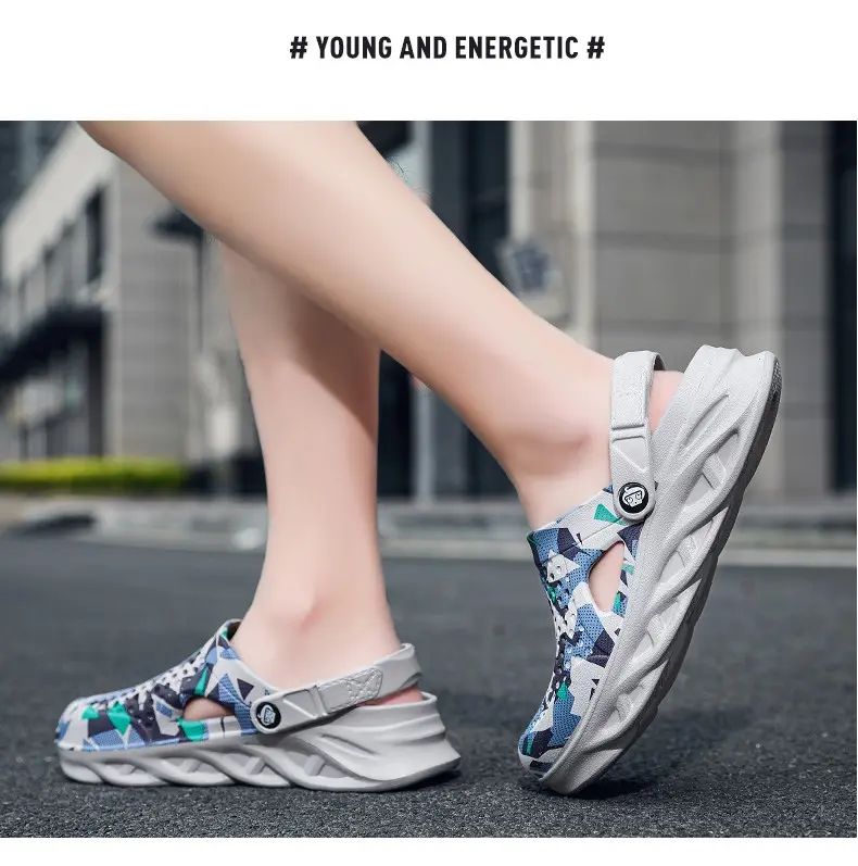 Flat Sandals Men Shoes EVA Slippers Garden Platform Sandals Man Summer Sandals New Male Sneakers Outdoor Home Clogs