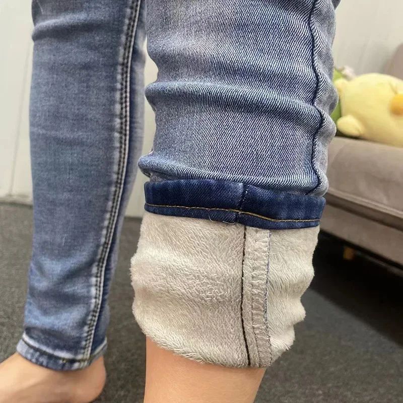 Winter Women Chic Fleece Thermal High Waist Jeans Lady Snow Warm Plush Denim Pants Girls Classic Fashion Straight Leg Trousers
