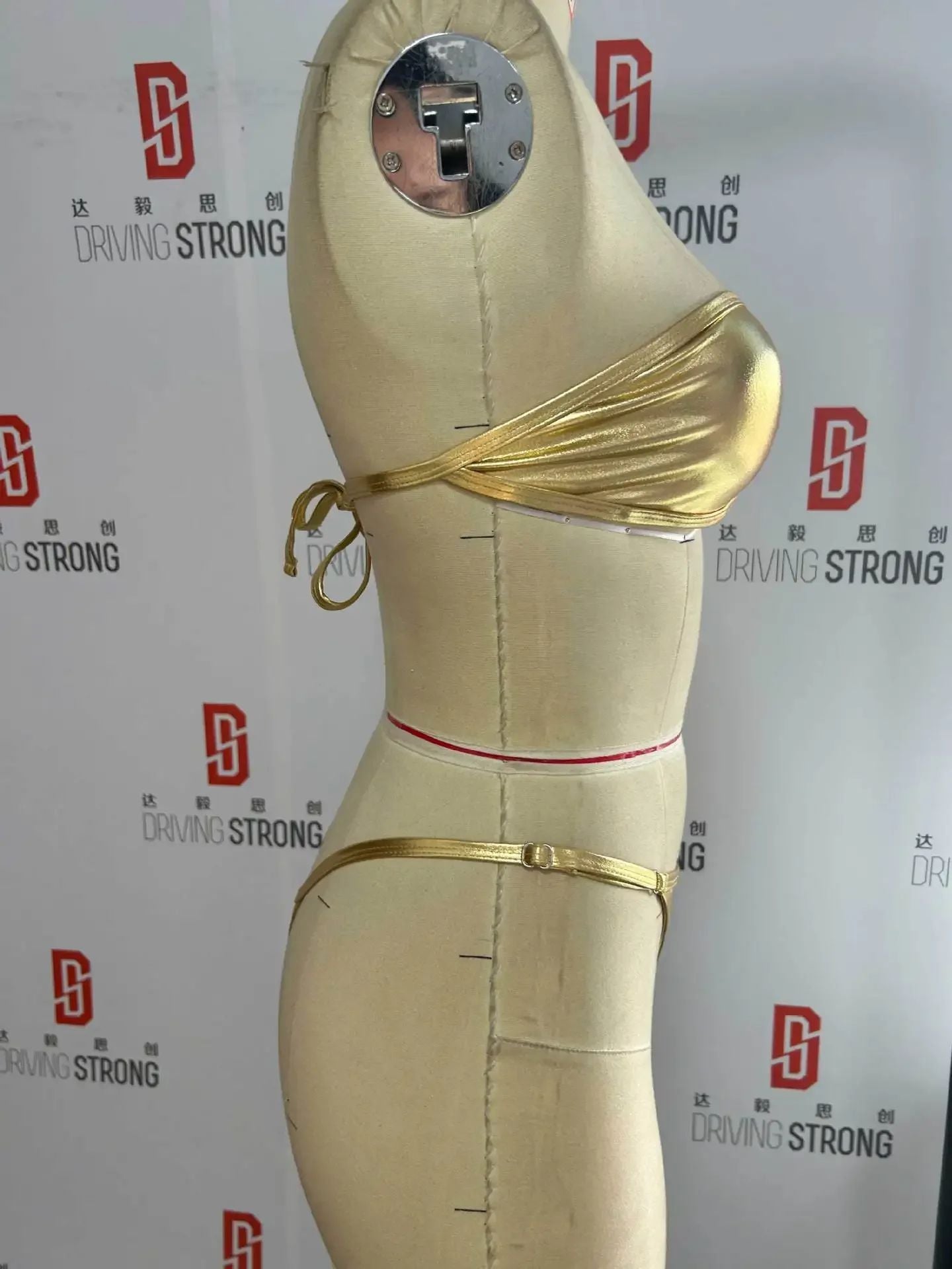 Sexy Bandeau Bikini 2025 Women Gold Black Metal Ring Linked Hollow Out Push Up Micro Swimsuit Shiny Bathing Suit Thong Swimwear