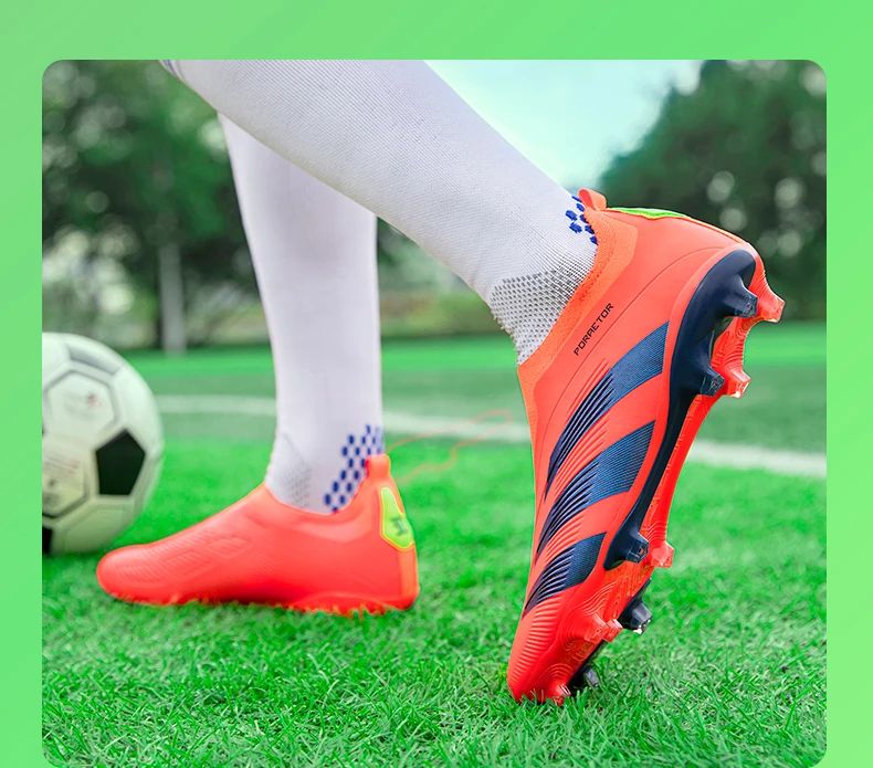 Mens High Quality Ultralight Football Shoes Society Cleats Indoor Soccer Shoes Professional Original Fast Futsal Football Boots