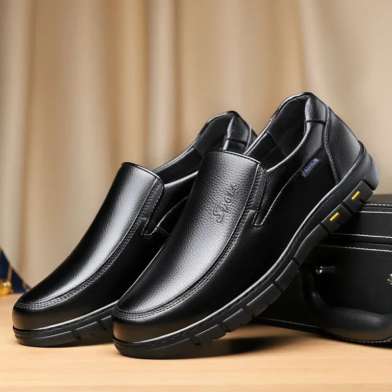 Winter Warm Men Casual Shoes Genuine Leather Breathable Man Loafers High Quality Mens Formal Dress Shoes Slip on Driving Shoes