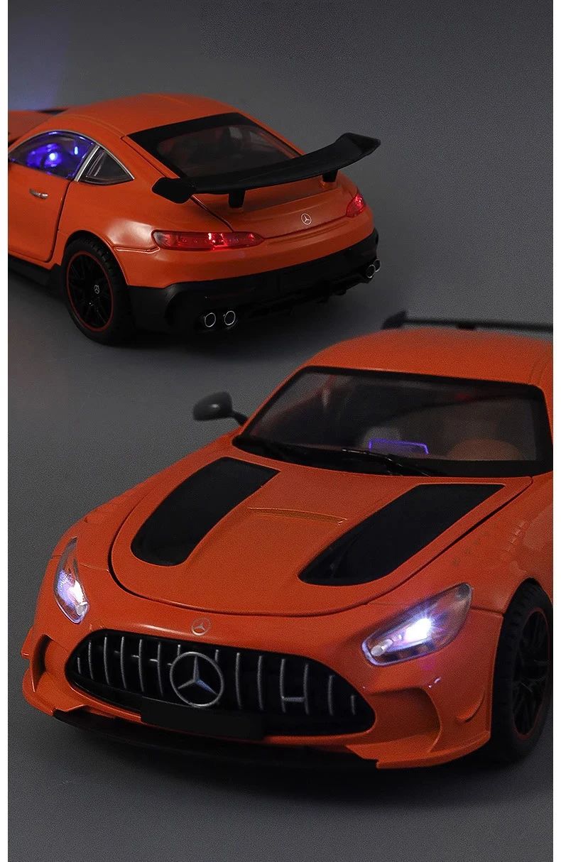 Grande 1:18 Mercedes Benz GTR Miniatura de Carro de Liga Leve Coleção Simulação Diecast Som e Luz Veículo Brinquedos Carro Para Presentes Infantis