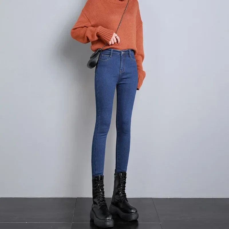 Winter Women Chic Fleece Thermal High Waist Jeans Lady Snow Warm Plush Denim Pants Girls Classic Fashion Straight Leg Trousers