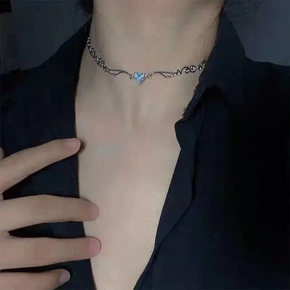 Colar Feminino com Pingente de Gota D'água com Borla em Aço Inoxidável Banhado a Ouro, Estilo Europeu e Americano, Corrente na Clavícula, Joia para Festa
